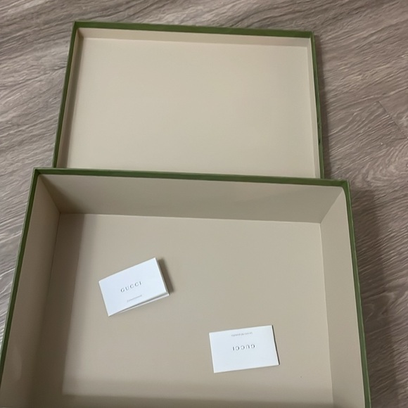 Empty GUCCI Shoe Box - Picture 7 of 8